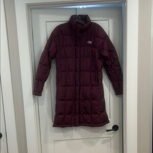 The North Face Women's Deep Purple Puffer Jacket
